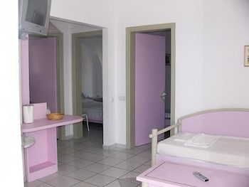 BLUE BEACH VILLAS APARTMENTS