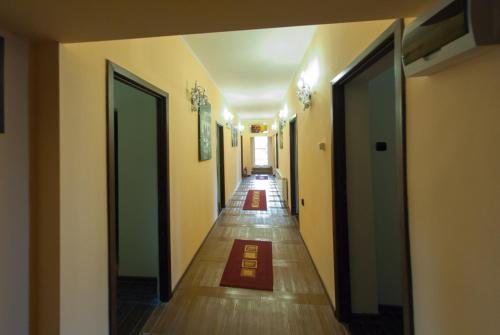 HOSTEL MIGNON MAMAIA