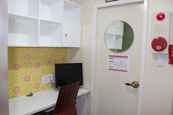 MERDIANG LIVINGTEL
