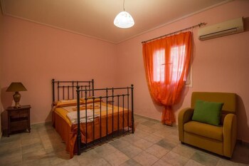 VILLA ELATIA