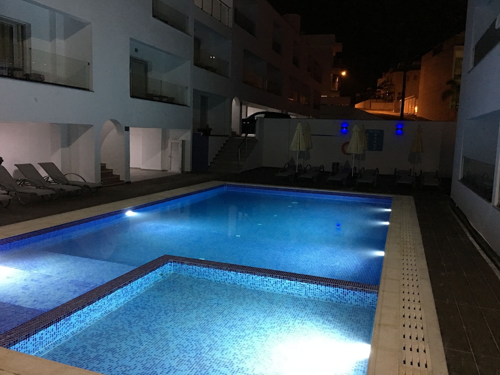 MILEA HOTEL