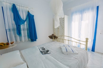 GEOMARE BEACH HOUSE