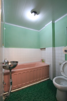 YUSUN GUESTHOUSE