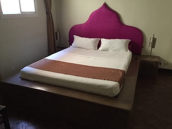 HOTEL LE RIAD