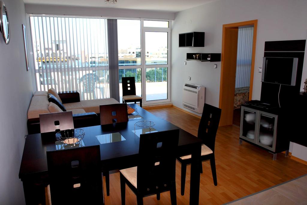 MARINA HOLIDAY CLUB APARTHOTEL