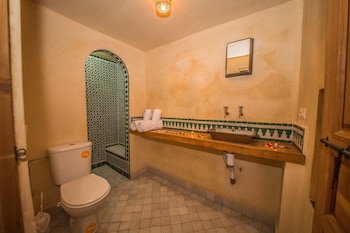 RIAD GZIRA FEZ
