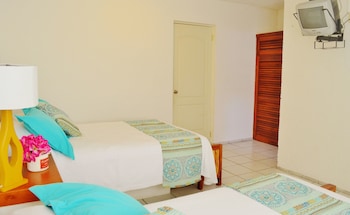 HOTEL EDEN