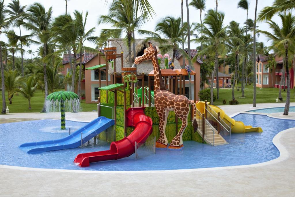 TROPICAL DELUXE PRINCESS BEACH RESORT SPA