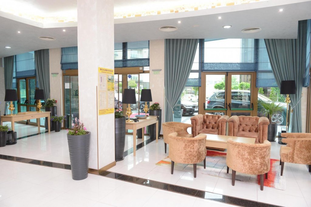 GRAND HOTEL PRIMORSKO
