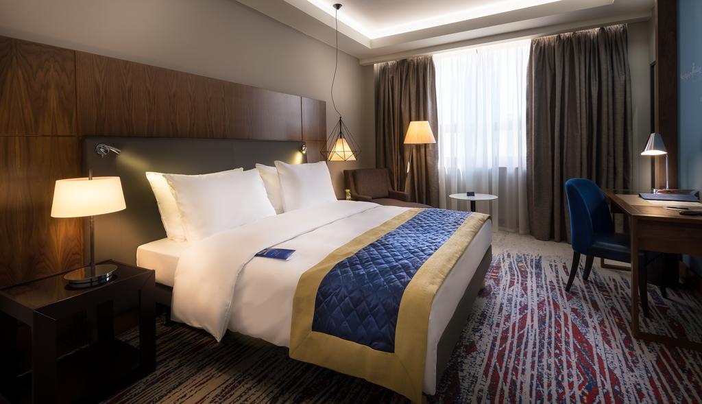 RADISSON BLUE HOTEL
