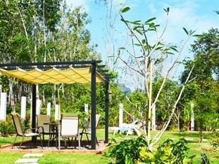 BIRD OF PARADISE VILLA
