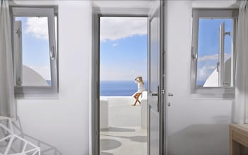 VOLCANO VIEW VILLAS