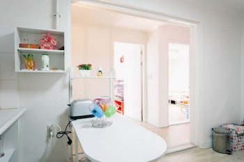 K-GIRL GUESTHOUSE - CATERS TO WOMEN