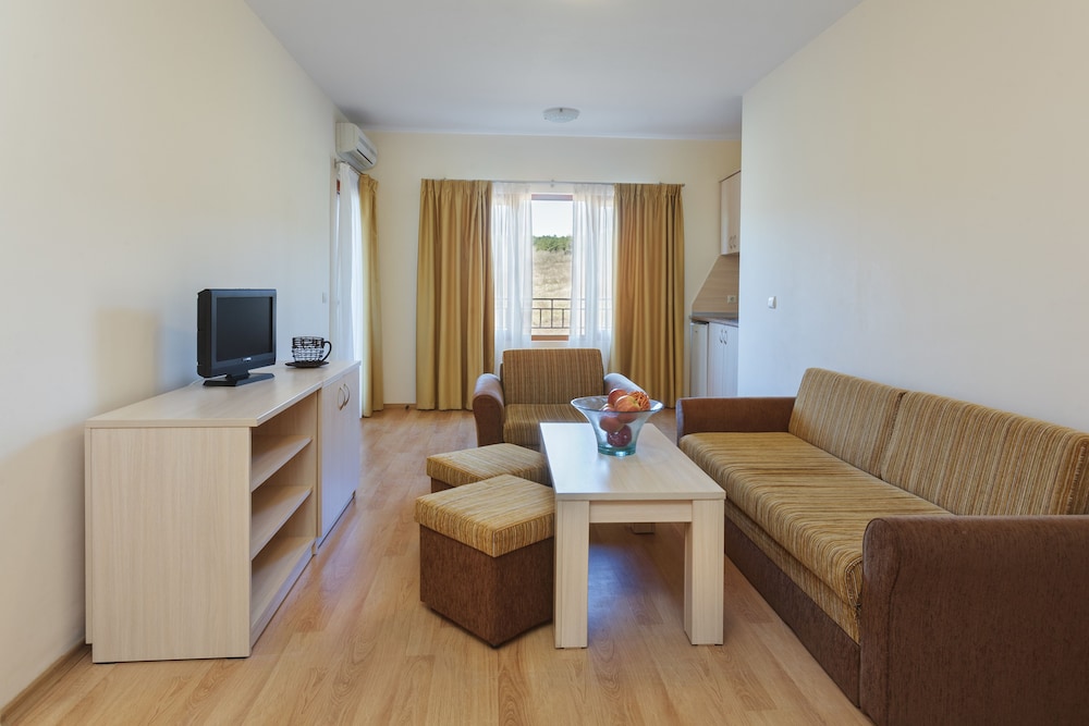 SERENA RESIDENCE