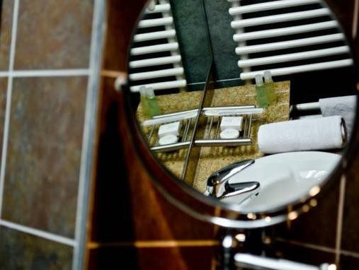 HOTEL TOLEA