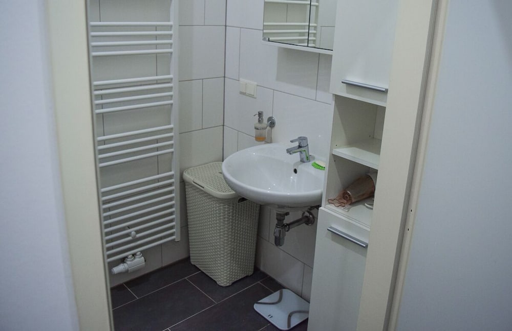 MODERN APARTMENT IN VIENNA NEAR DANUBE
