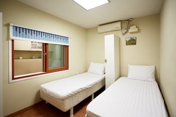 HAHA GUESTHOUSE HOSTEL