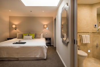 FINO HOTEL AND SUITES
