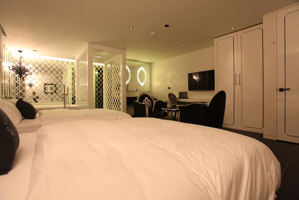 HOTEL CULLINAN YEOKSAM
