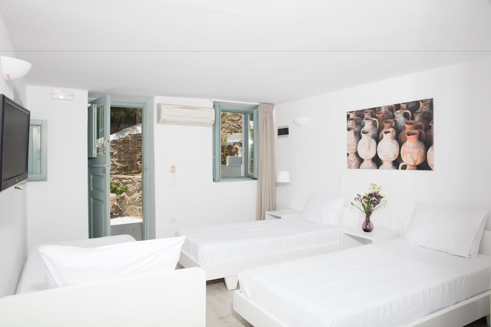 OMIROS HOTEL