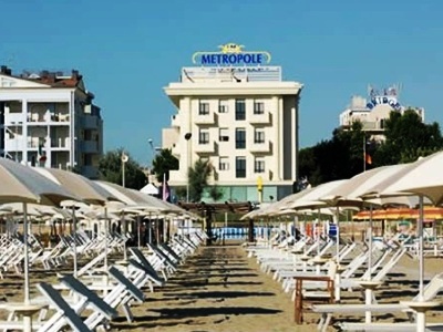 METROPOLE