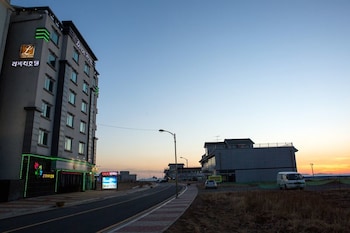 LAVICHI HOTEL