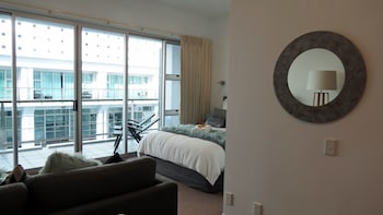 PRINCES WHARF COUPLE'S RETREAT - ADULTS ONLY