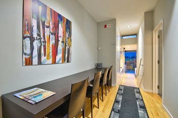 PRIVATE APARTMENT AT POUNAMU 203