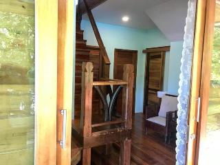 BOUTIQUE VILLAGE HOSTEL
