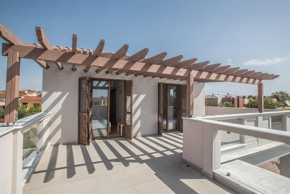 VILLA SKYLA AQ SV13