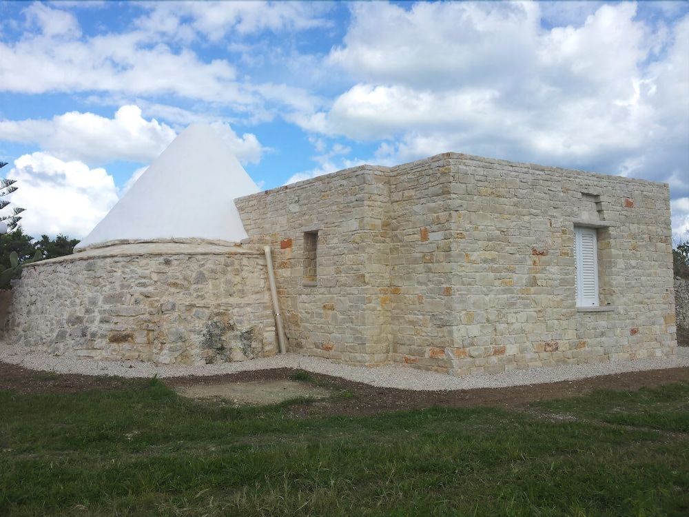 I TRULLI SUL MARE