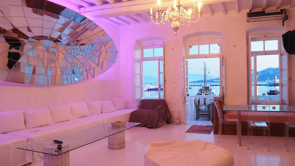 THE LOFT MYKONOS TOWN