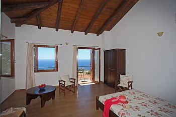 VRACHOS VILLAS