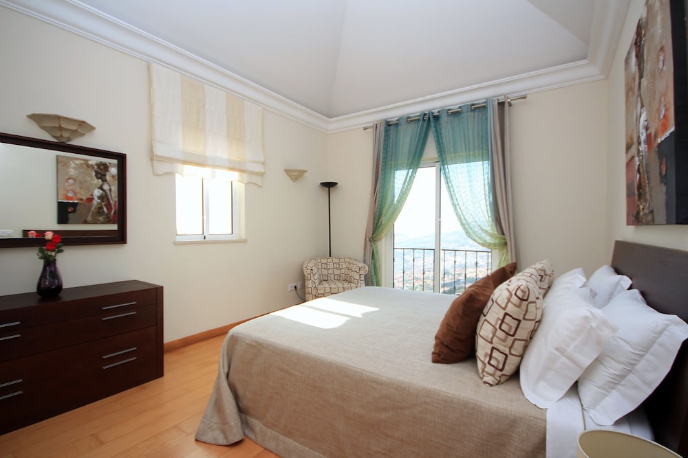 SCENIC APARTMENT - PALHEIRO VILLAGE