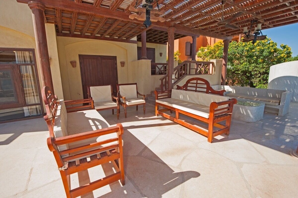 LAGOON VILLA IN EL GOUNA