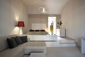 IXIAN ALL SUITES BY SENTIDO - ADULTS ONLY