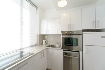 STAR APARTMENTS