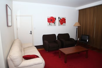 FURNISHED APARTMENT IN AUCKLAND CBD