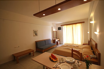 CASTRO BEACH HOTEL