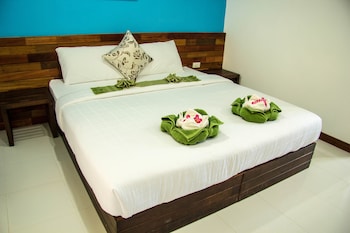 RIVIERA BOUTIQUE HOUSE
