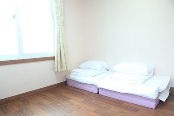 KUKJE GUESTHOUSE MYEONGDONG