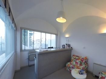CENTRAL FIRA HOTEL