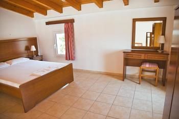 BIG VILLAGE HOTEL