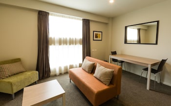 RAMADA SUITES CHRISTCHURCH CITY