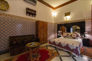 TADLA GUEST HOUSE