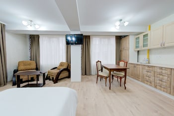 CATHERINE HOTEL