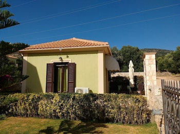 KEFALOS APARTMENT