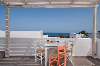 NISSIA APARTMENTS