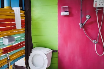 LEAF HOUSE BUNGALOW - HOSTEL