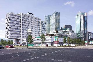 PHILSPLACE FULL SERVICE APARTMENTS